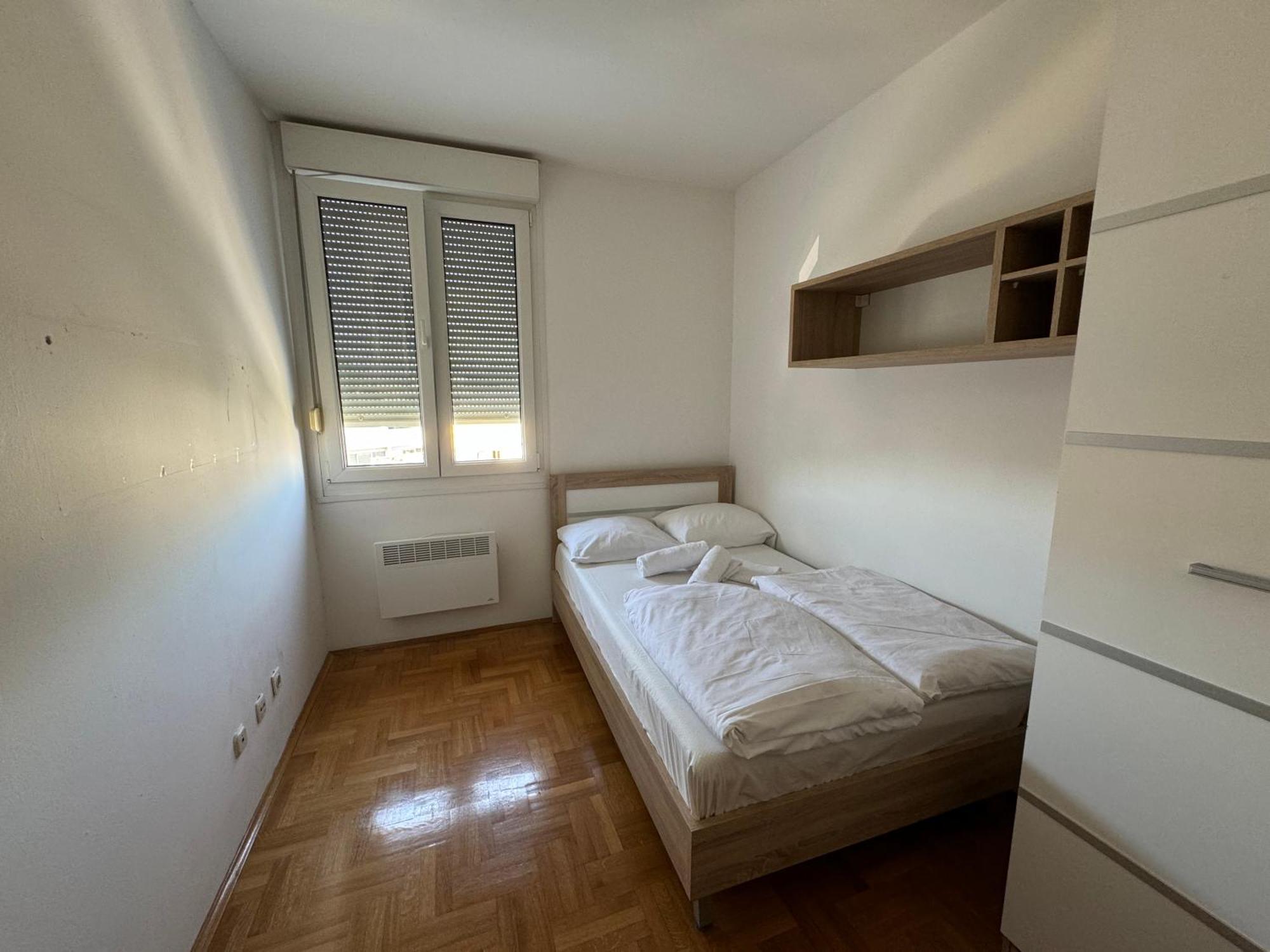 Mank1 City-center Apartman *